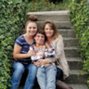 Meet your Posher, Lori